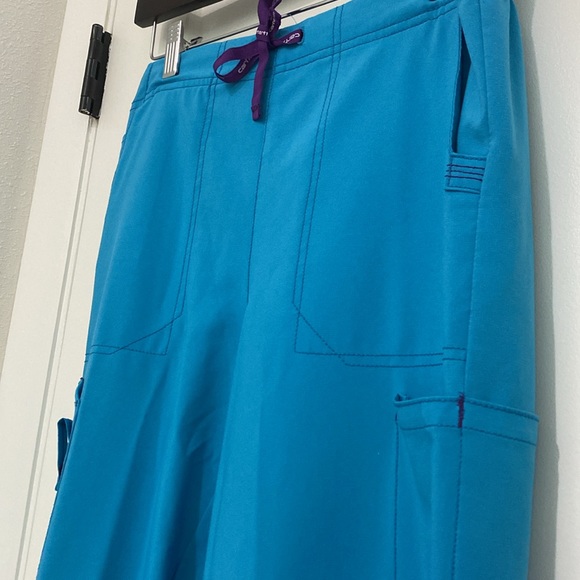 Carhartt Force Scrub Set |Size Small - Picture 11 of 13